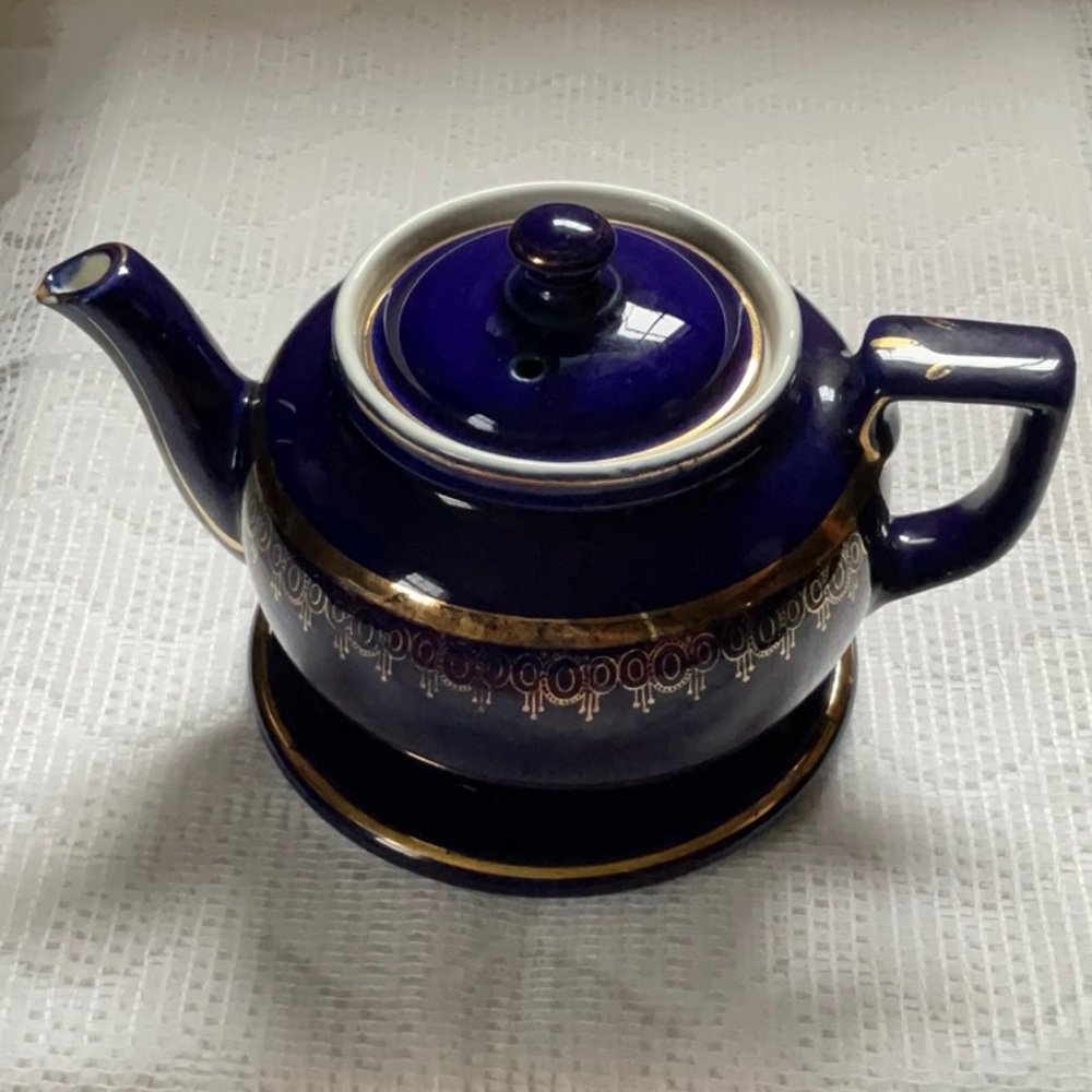Vintage Hall’s China Cobalt and Gold Teapot and Trivet Boston